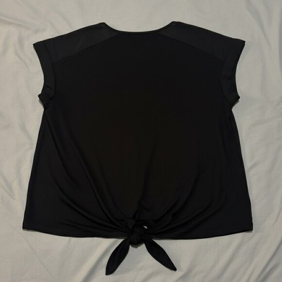 🖤 FORTUNE + IVY Black Tie-Front Top with Woven Shoulder Detail | Size M 🖤 - Picture 3 of 5